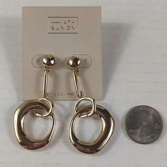14th & Union Rose Gold Circle Dangle Earrings - Picture 3 of 4